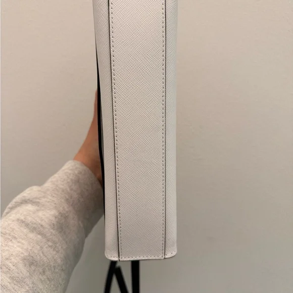 Kate Spade Tan, White and Black Neutral Crossbody Bag - Picture 13 of 16